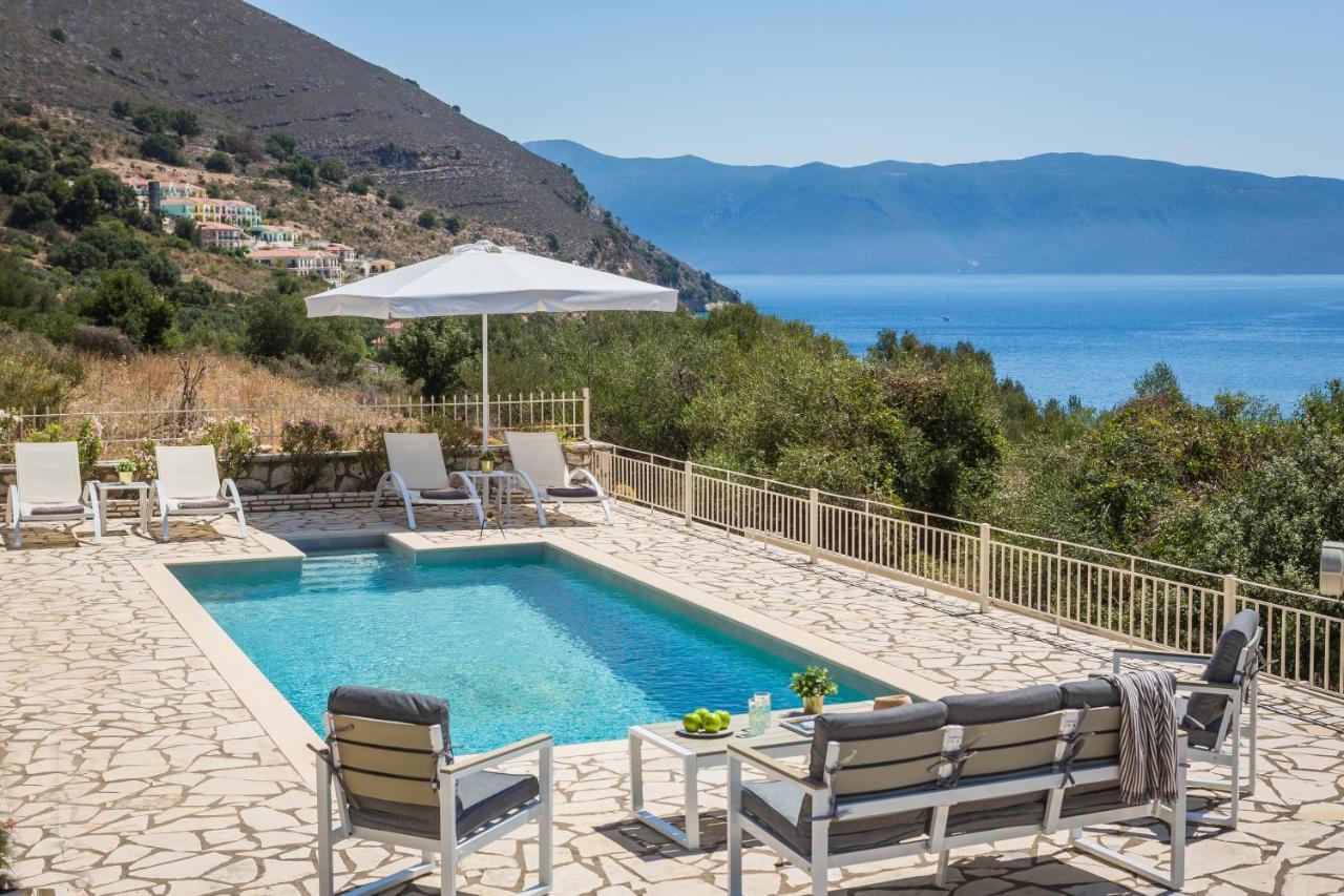 Villa Irida Agia Efimia Exterior photo